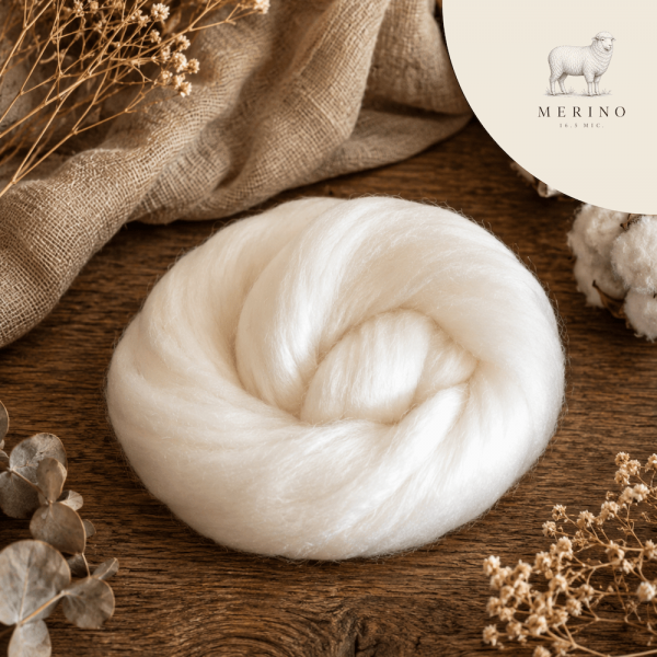Kuschelweicher Merino Kammzug mit 16,5 Micron als feine Spinnfasern aus 100 Prozent Wolle